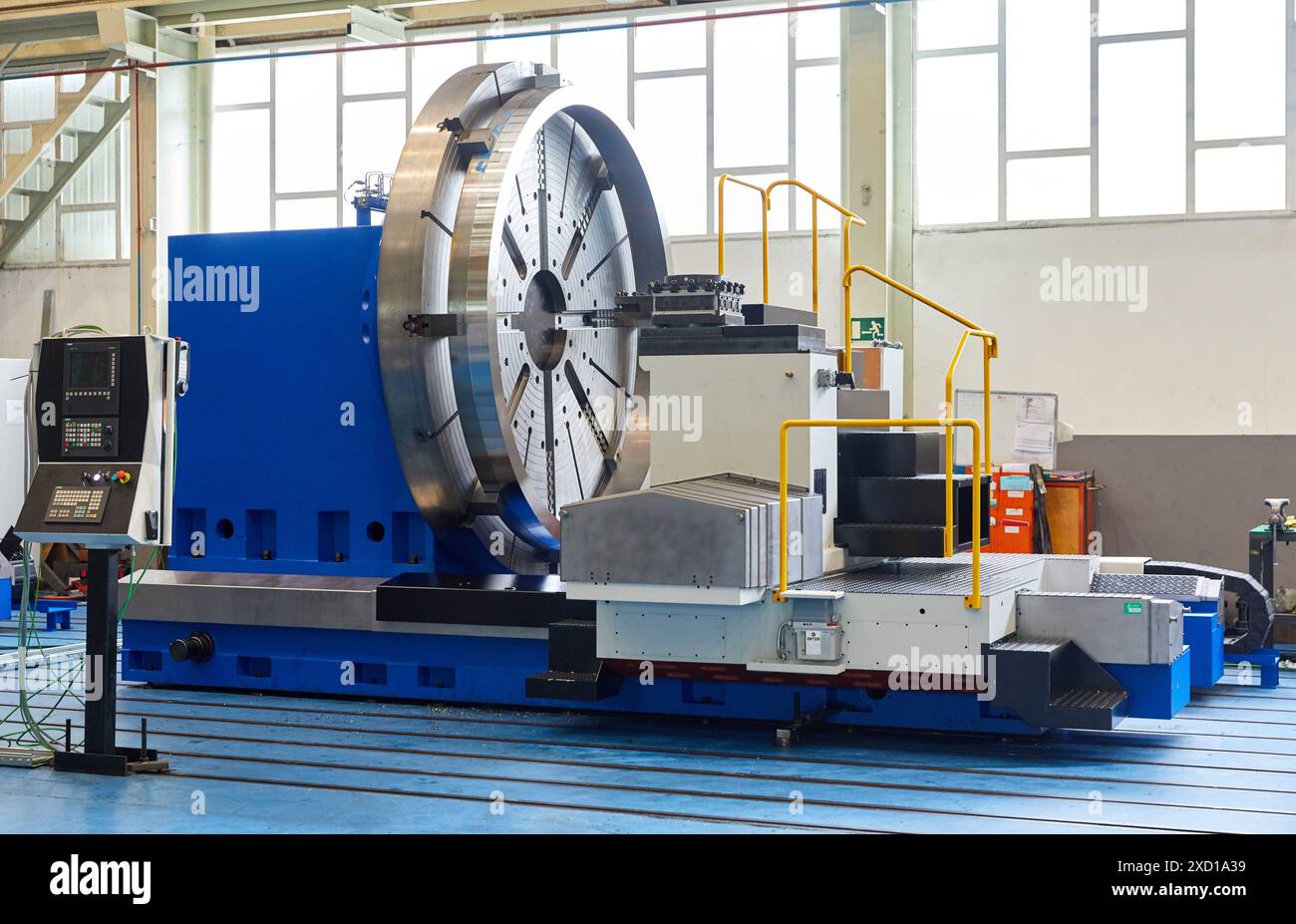 Machining Centre, CNC, Horizontal turning and Milling lathe. Design ...