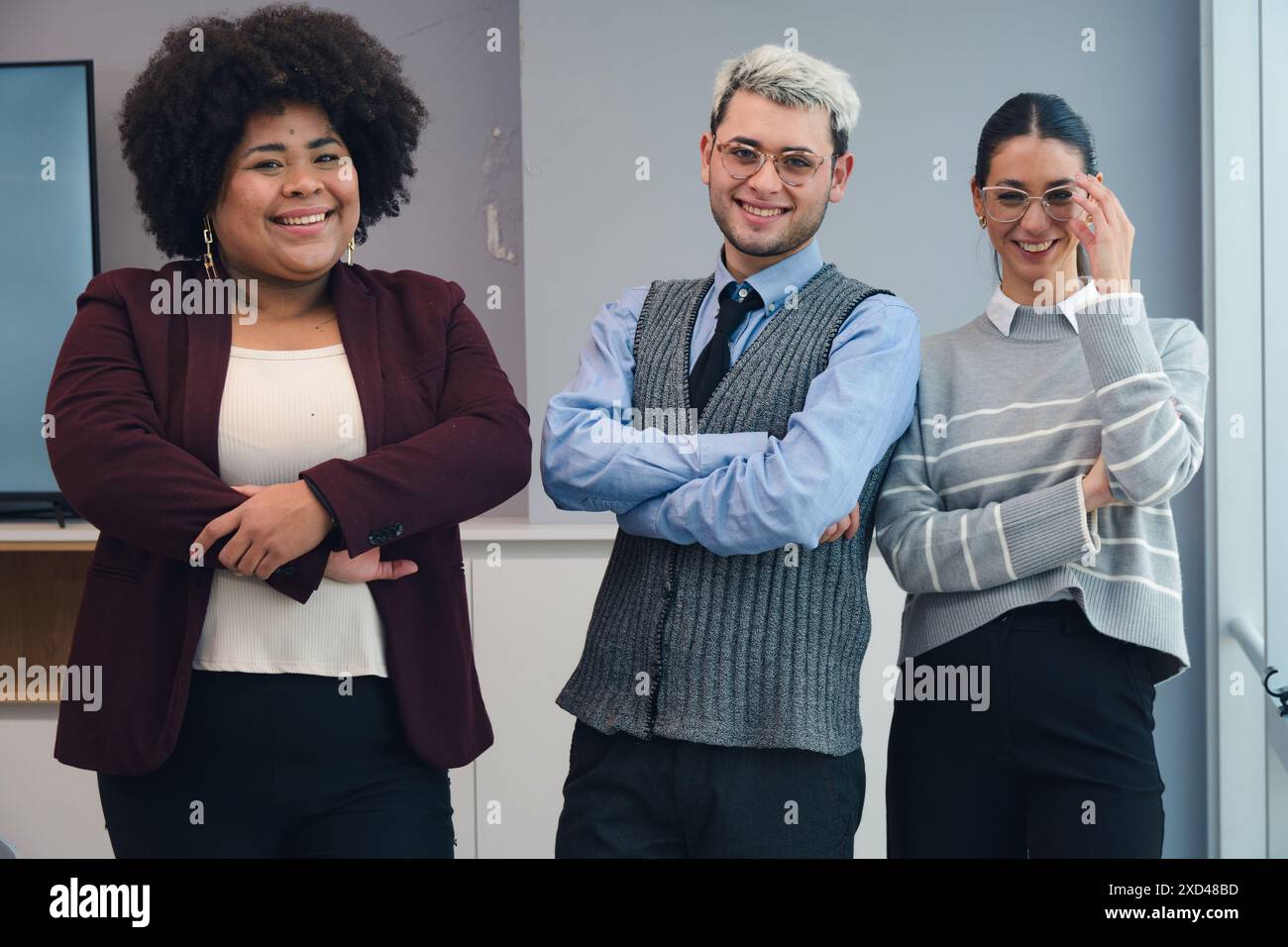 Group of people formal attire hi-res stock photography and images - Alamy