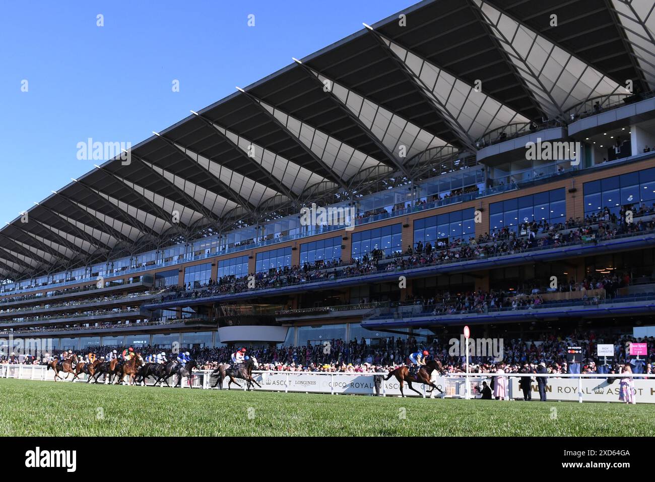 English oak royal ascot hi-res stock photography and images - Alamy