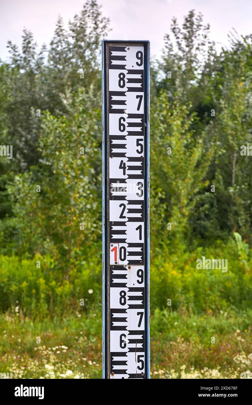 Stream Gauge Scale in a river Stock Photo - Alamy