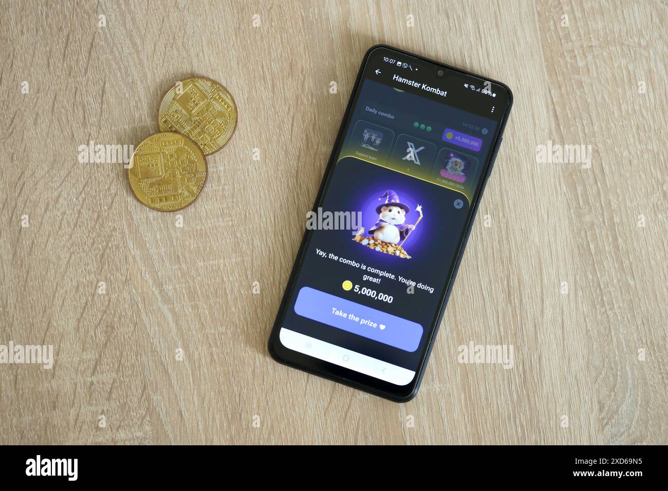 Farming crypto hi-res stock photography and images - Page 4 - Alamy