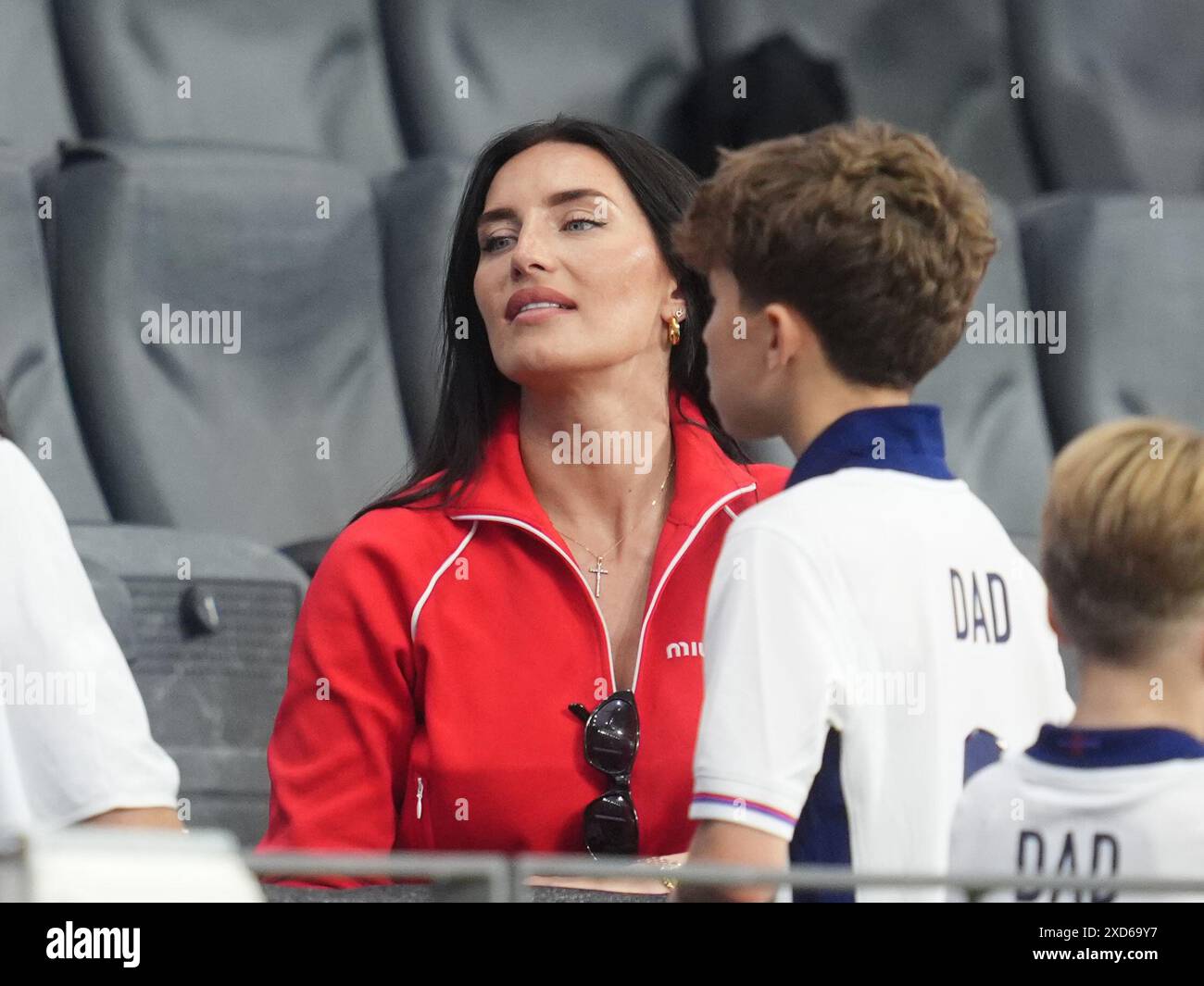 Kyle walker annie kilner hi-res stock photography and images - Alamy