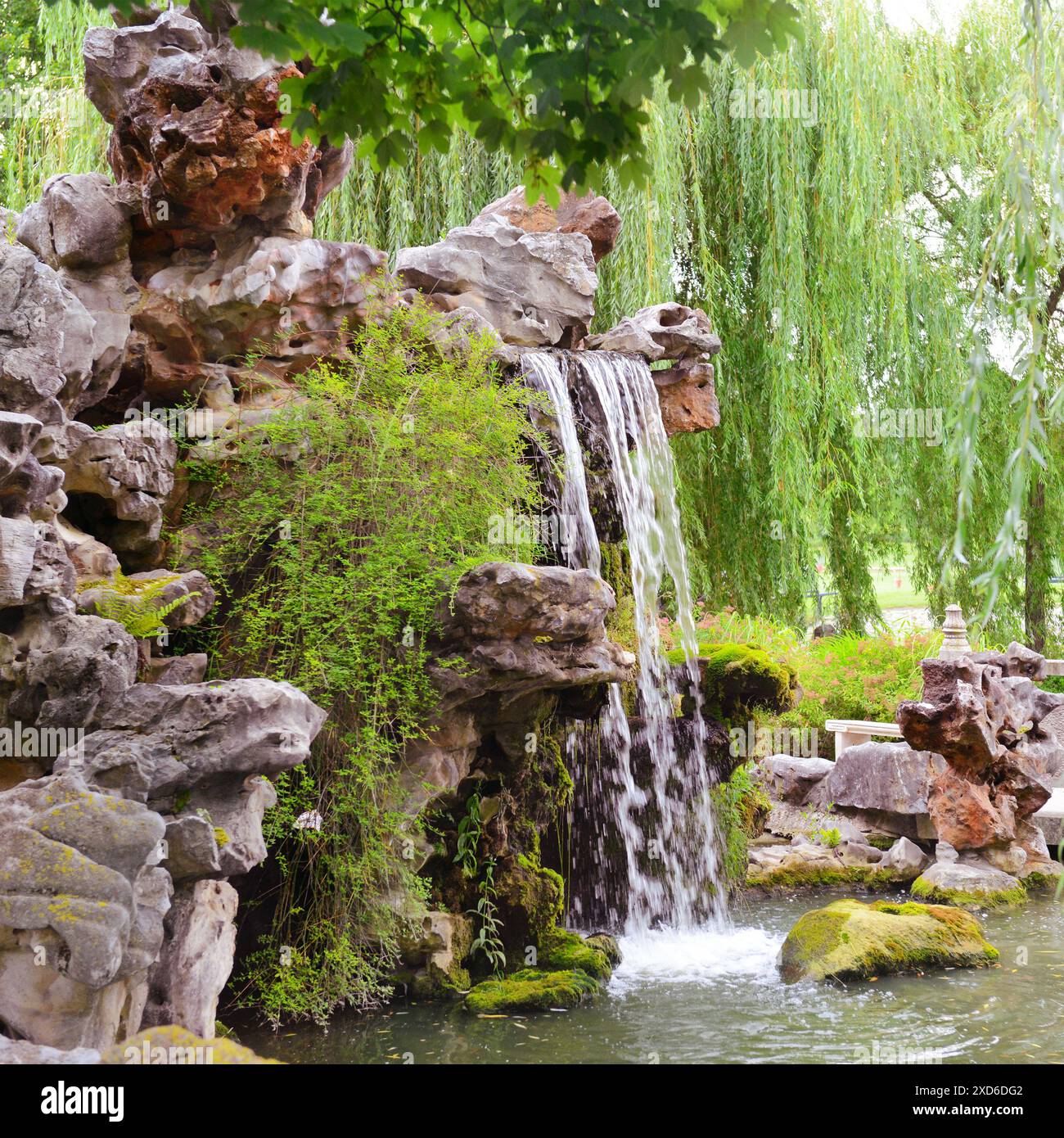 Small lake waterfall high hi res stock photography and images Alamy Small lake waterfall high hi res stock photography and images Alamy