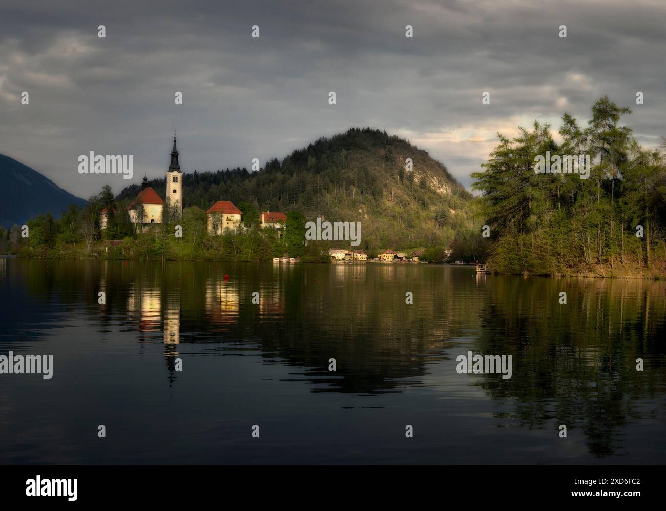 lago di bled in slovenia