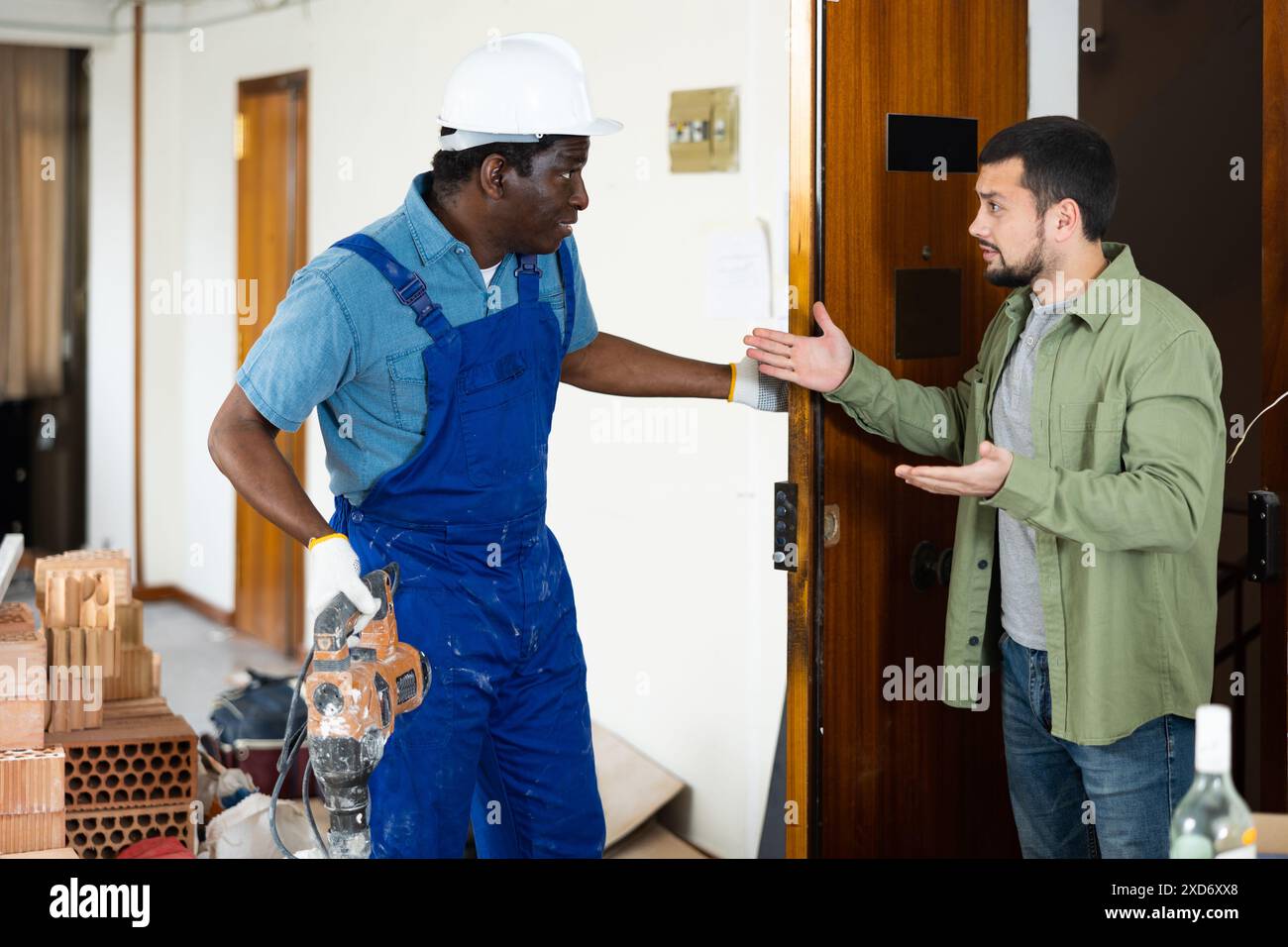 Neighbor renovation hi-res stock photography and images - Alamy