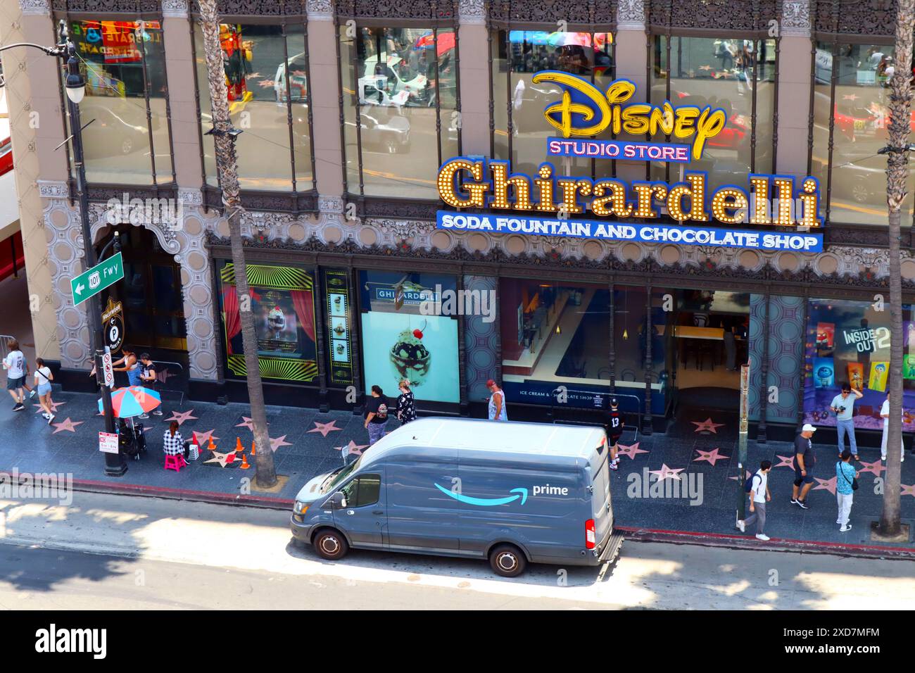 Ghirardelli soda fountain and chocolate shop, Disney Studio Store ...