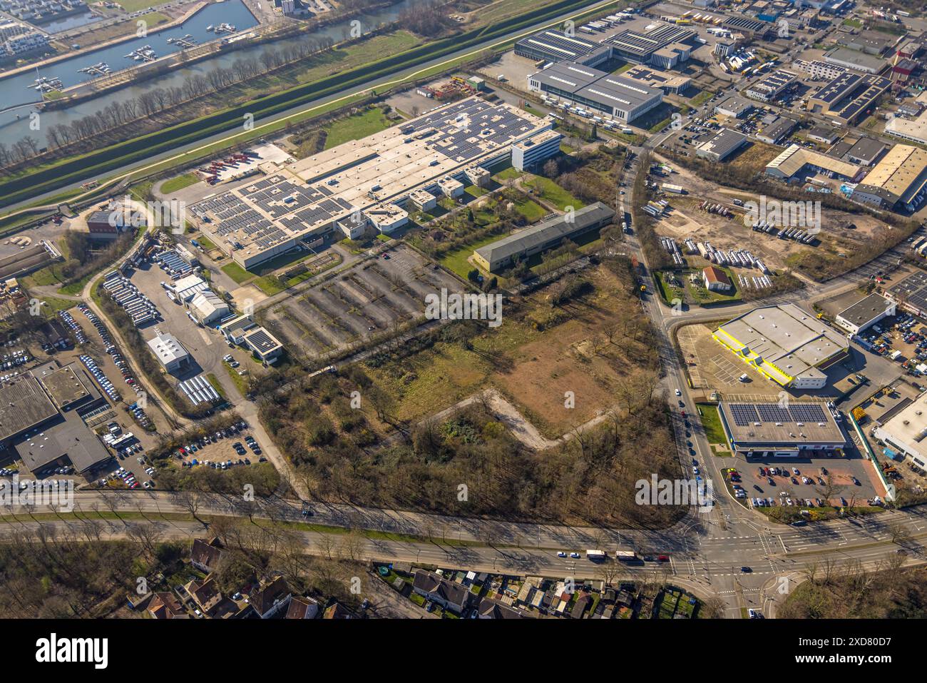 Aerial view, Emscherstrasse industrial estate on the RhineHerne Canal