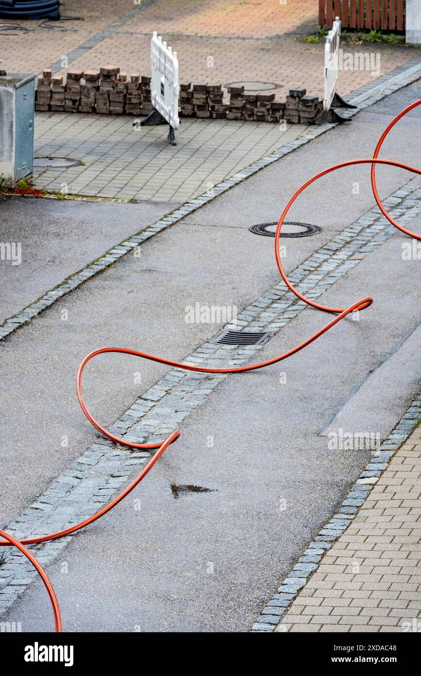 Fibre optic cable for laying under road, construction site, fibre optic ...