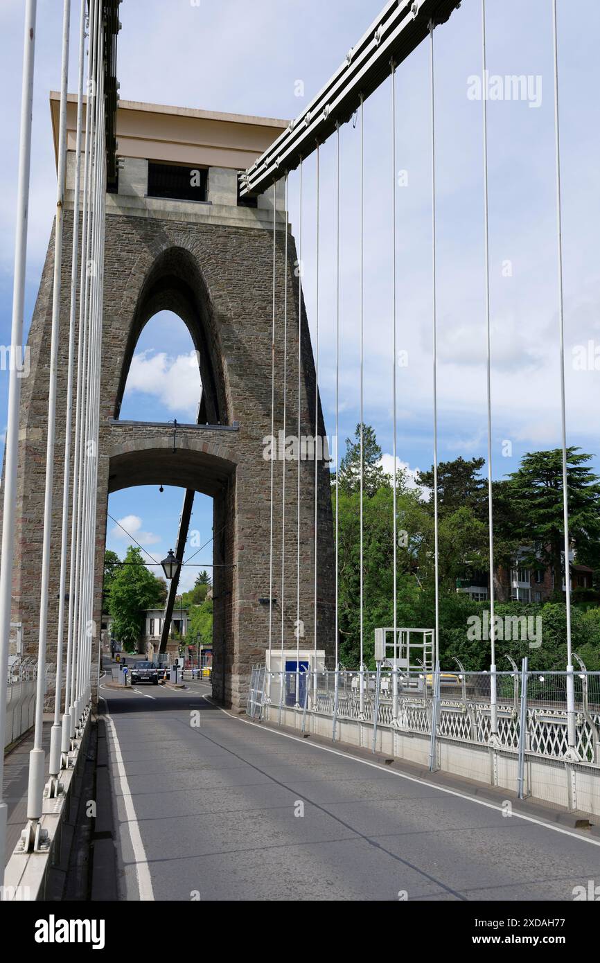 Tower clifton suspension bridge hi-res stock photography and images - Alamy