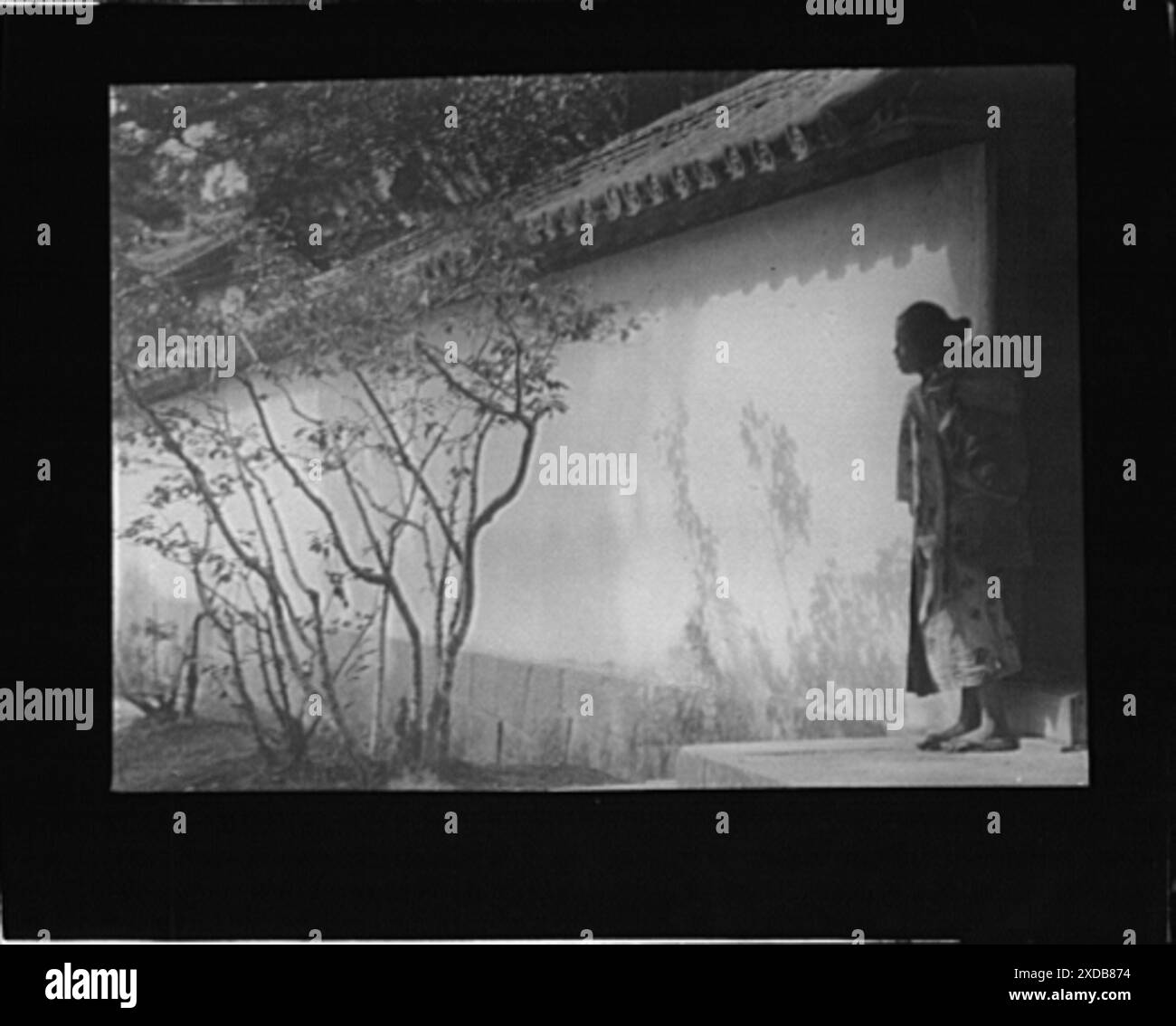 Travel views of Japan , Kyoto temple wall. Genthe photograph collection. Stock Photo