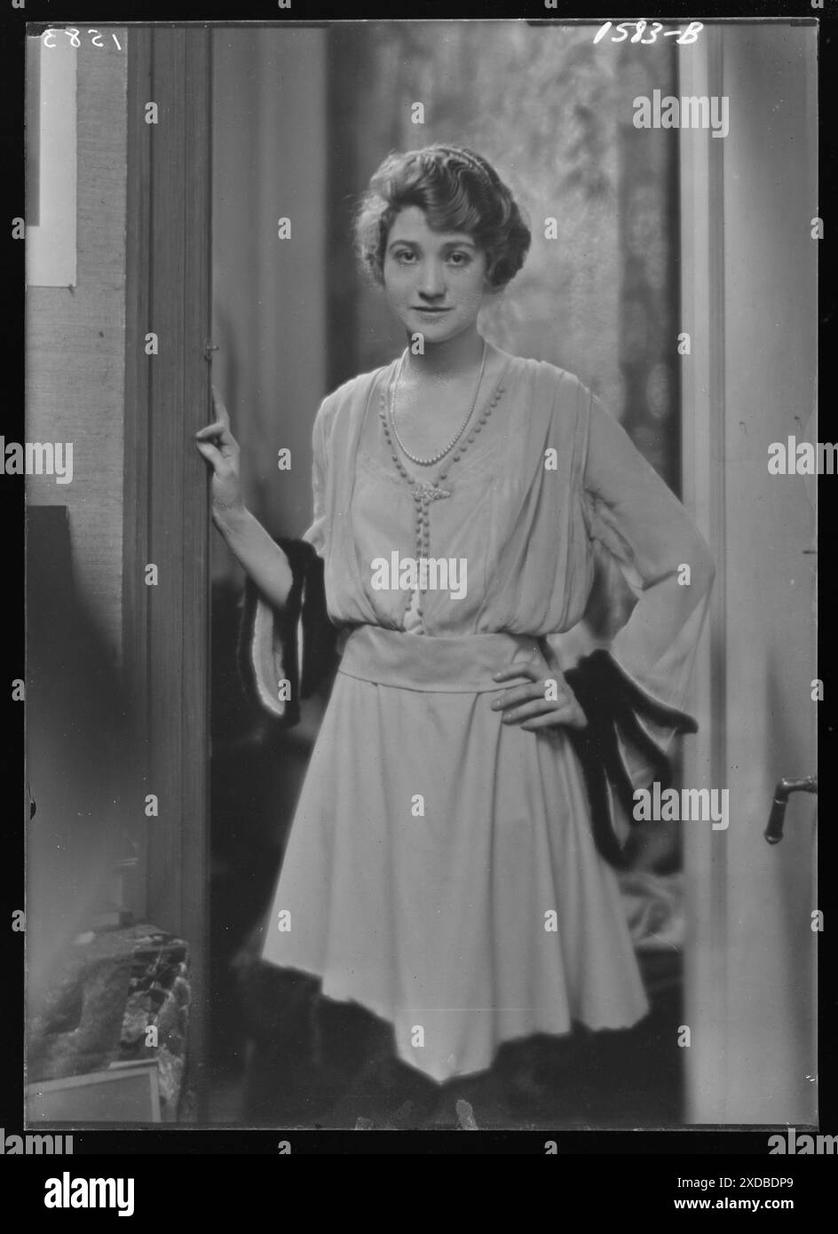 Bainter, Fay, Miss, portrait photograph. Genthe photograph collection ...