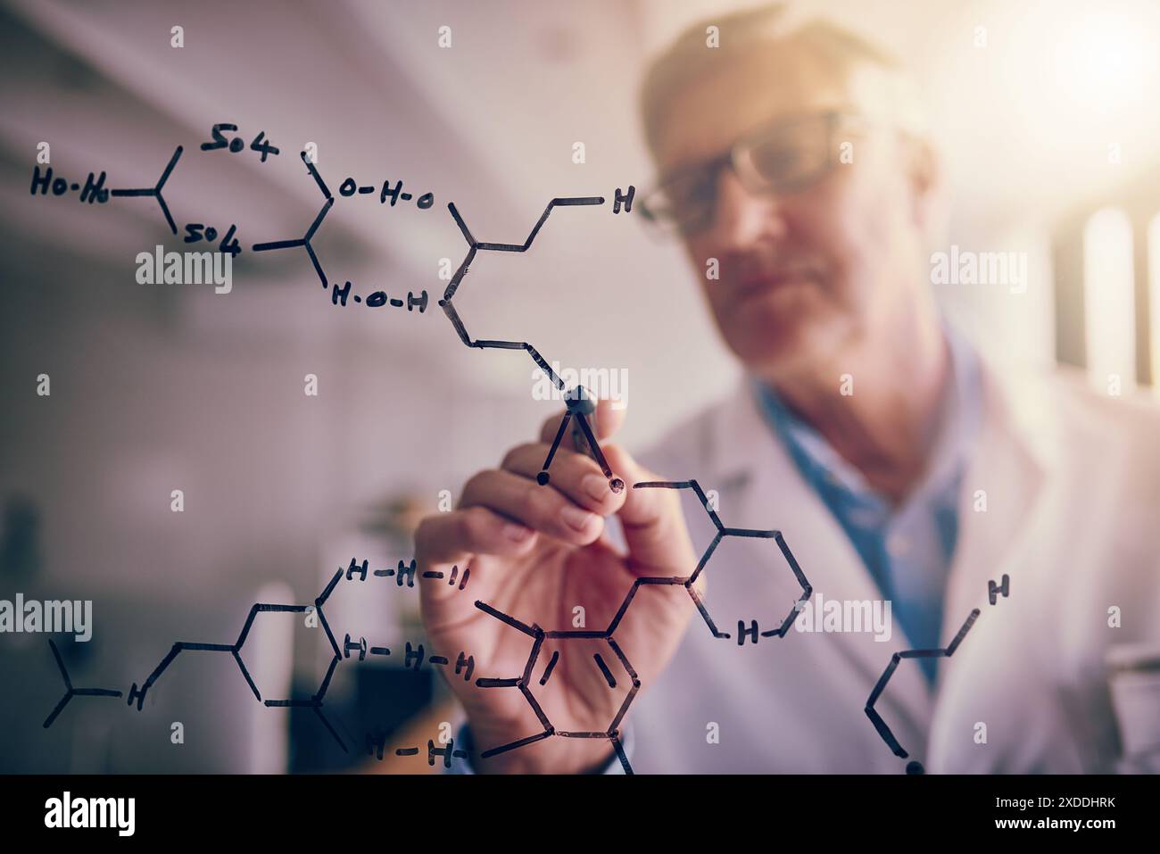 Hand drawing medical science hi-res stock photography and images - Alamy