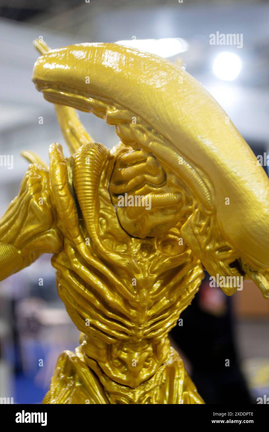 3d printed art object hi-res stock photography and images - Alamy