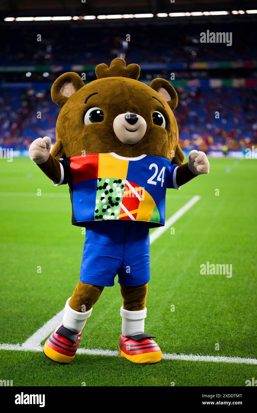 Gelsenkirchen, Germany. 20 June 2024. Albart the official mascot of UEFA EURO 2024 Germany gestures prior to the UEFA EURO 2024 group stage football match between Spain and Italy. Credit: Nicolò Campo/Alamy Live News Stock Photo