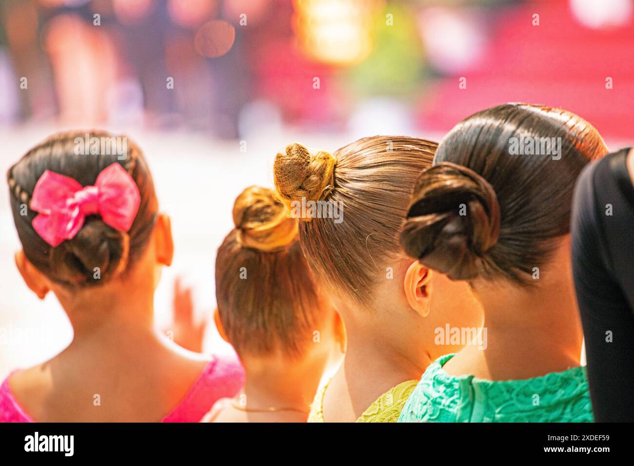 Sleek dance styles hi res stock photography and images Alamy