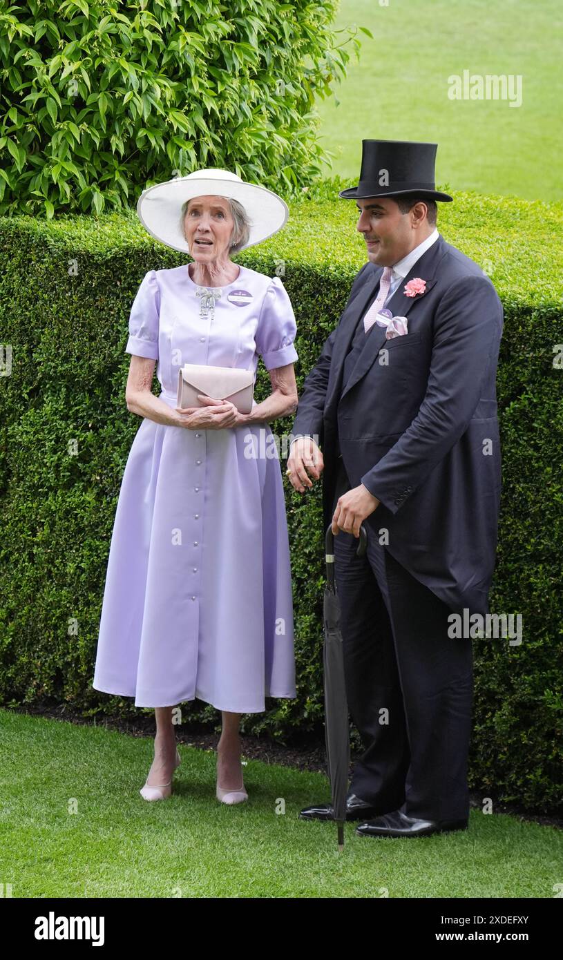 Sheikh Hamad Bin Abdullah Al Thani And Lady Charles Spencer Churchill sheikh-hamad-bin-abdullah-al-thani-and-lady-charles-spencer-churchill