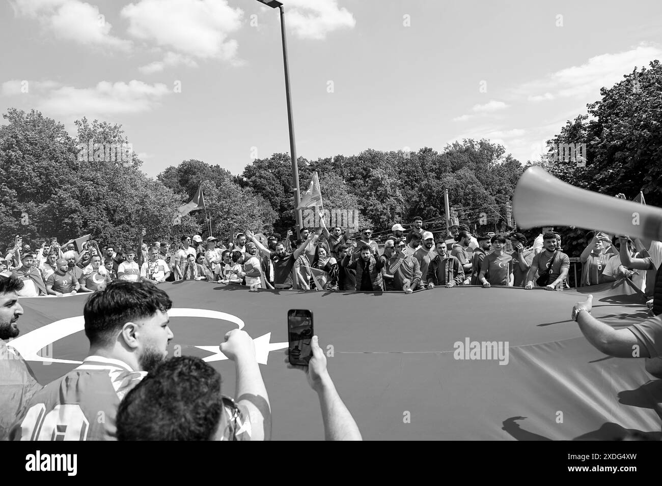 Dortmund, Germany. 22nd June, 2024. Dortmund, Germany, June 22th 2024: Fans of Turkiye during the fan march to the stadium cheering on their team Turkiye prior to the UEFA EURO 2024 Germany Group F football match between Turkiye and Portugal at BVB Stadion Dortmund in Dortmund, Germany. (Daniela Porcelli/SPP) Credit: SPP Sport Press Photo. /Alamy Live News Stock Photo