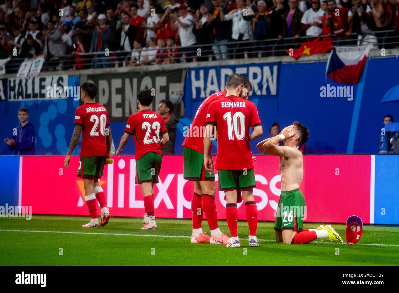 Francisco Fernandes Da Conceicao (Portugal, #26), Bernardo Mota Veiga De Carvalho E Silva (Portugal, #10), Vitor Machado Ferreira Vitinha (Portugal, #23), Joao Pedro Cavaco Cancelo (Portugal, #20) jubeln ueber das Tor zum 2:1, GER, Portugal (POR) vs Czech Republic (CZE), Fussball Europameisterschaft, UEFA EURO 2024, Gruppe F, 1. Spieltag, 18.06.2024  Foto: Eibner-Pressefoto/Michael Memmler Stock Photo