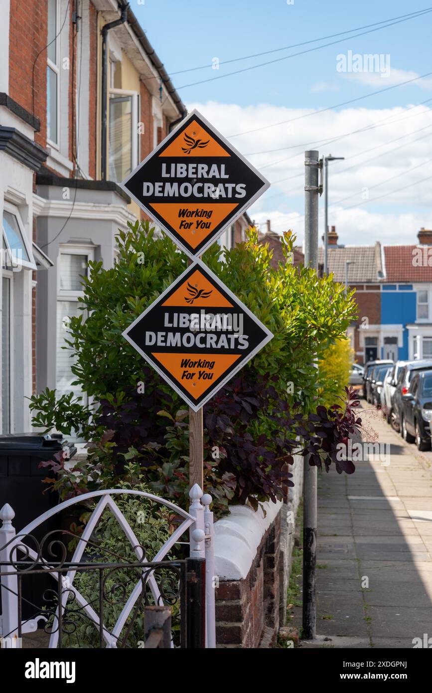 Lib Dem Support Lib dem logo hi-res stock photography and images - Alamy