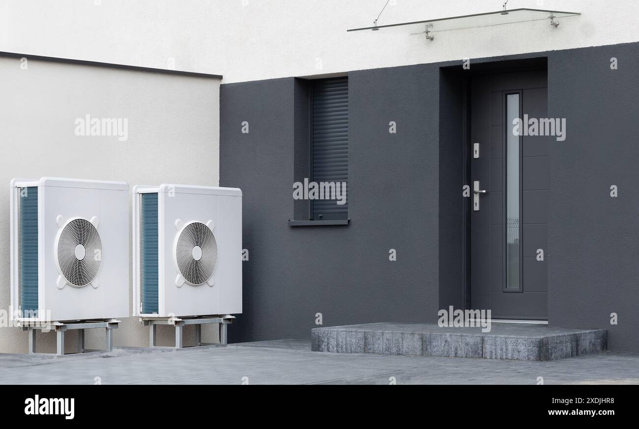 Air conditioners home hi-res stock photography and images - Alamy