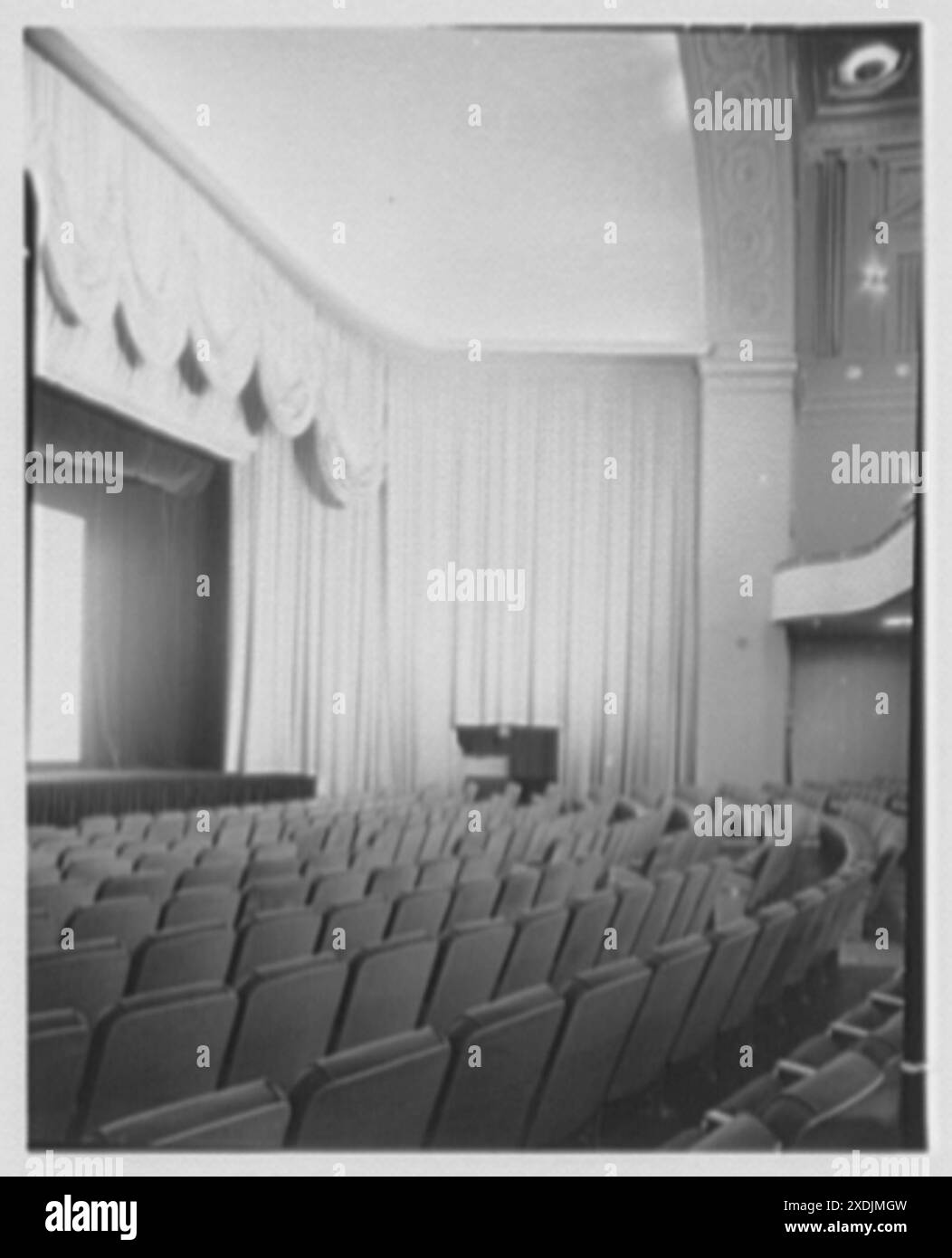 Loew s State Theater Times Square To Stage Right Gottscho Schleisner loew-s-state-theater-times-square-to-stage-right-gottscho-schleisner