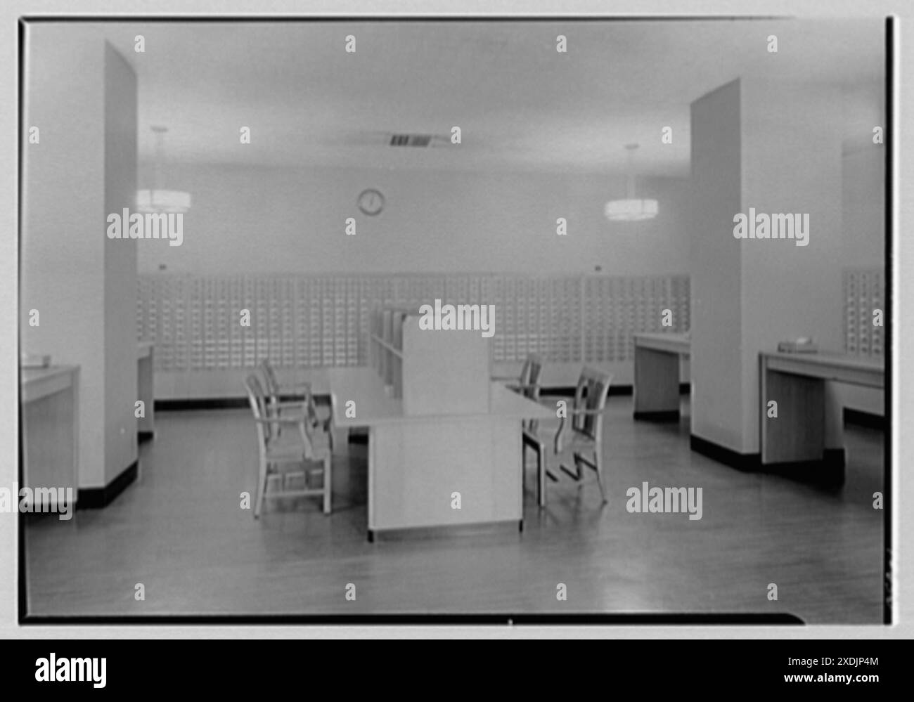 Virginia State Library & Courthouse, Richmond, Virginia. Public