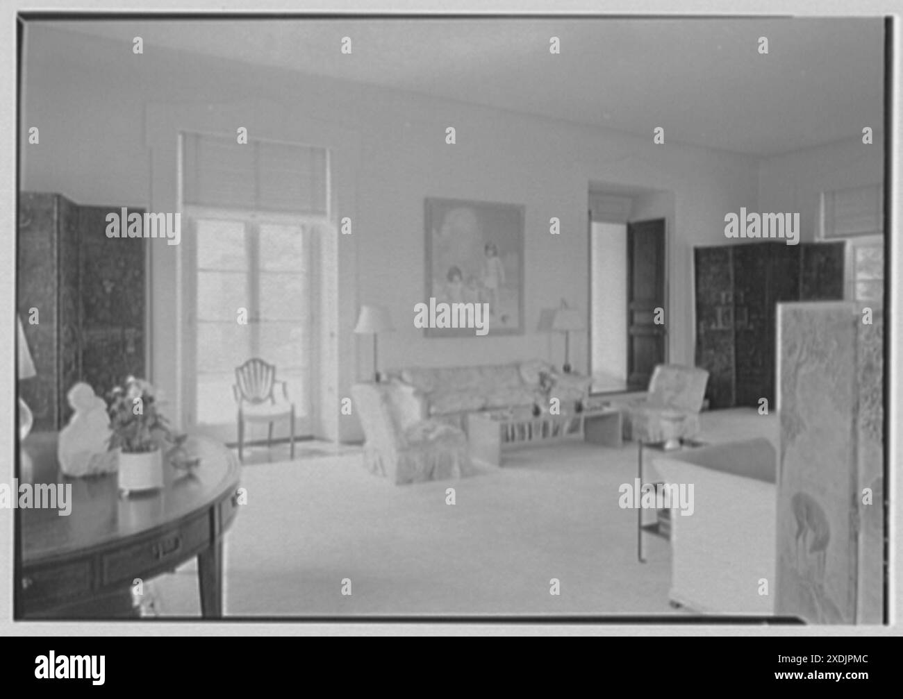 Mrs. Stanley Martineau, residence in Locust Valley, Long Island. Living ...