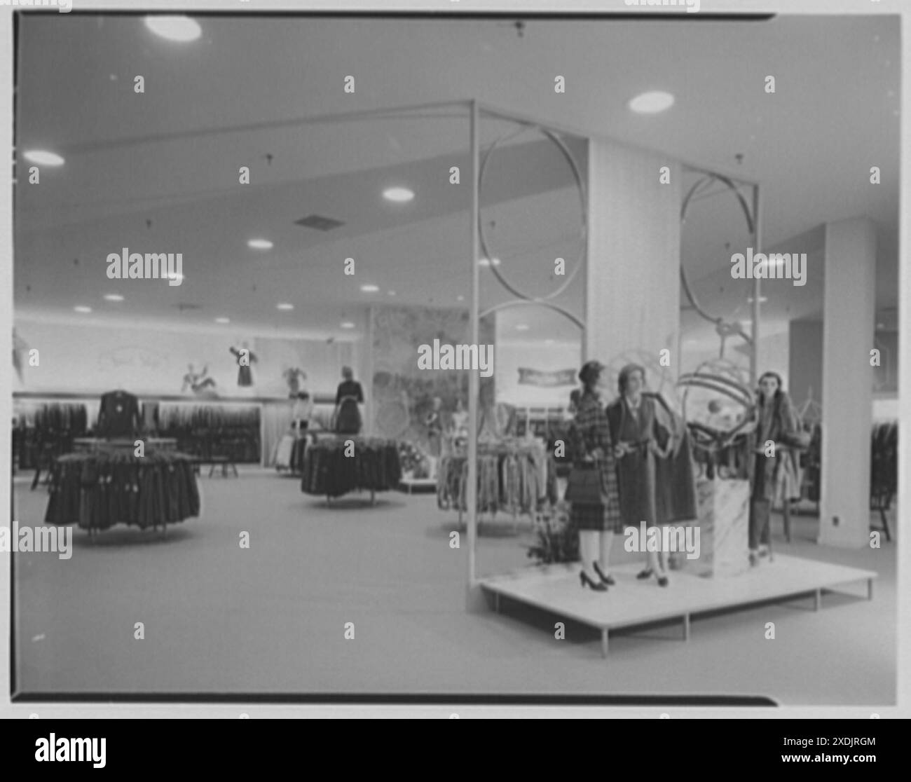Lord & Taylor, business in Washington, D.C. Sport shop. Gottscho-Schleisner Collection Stock Photo