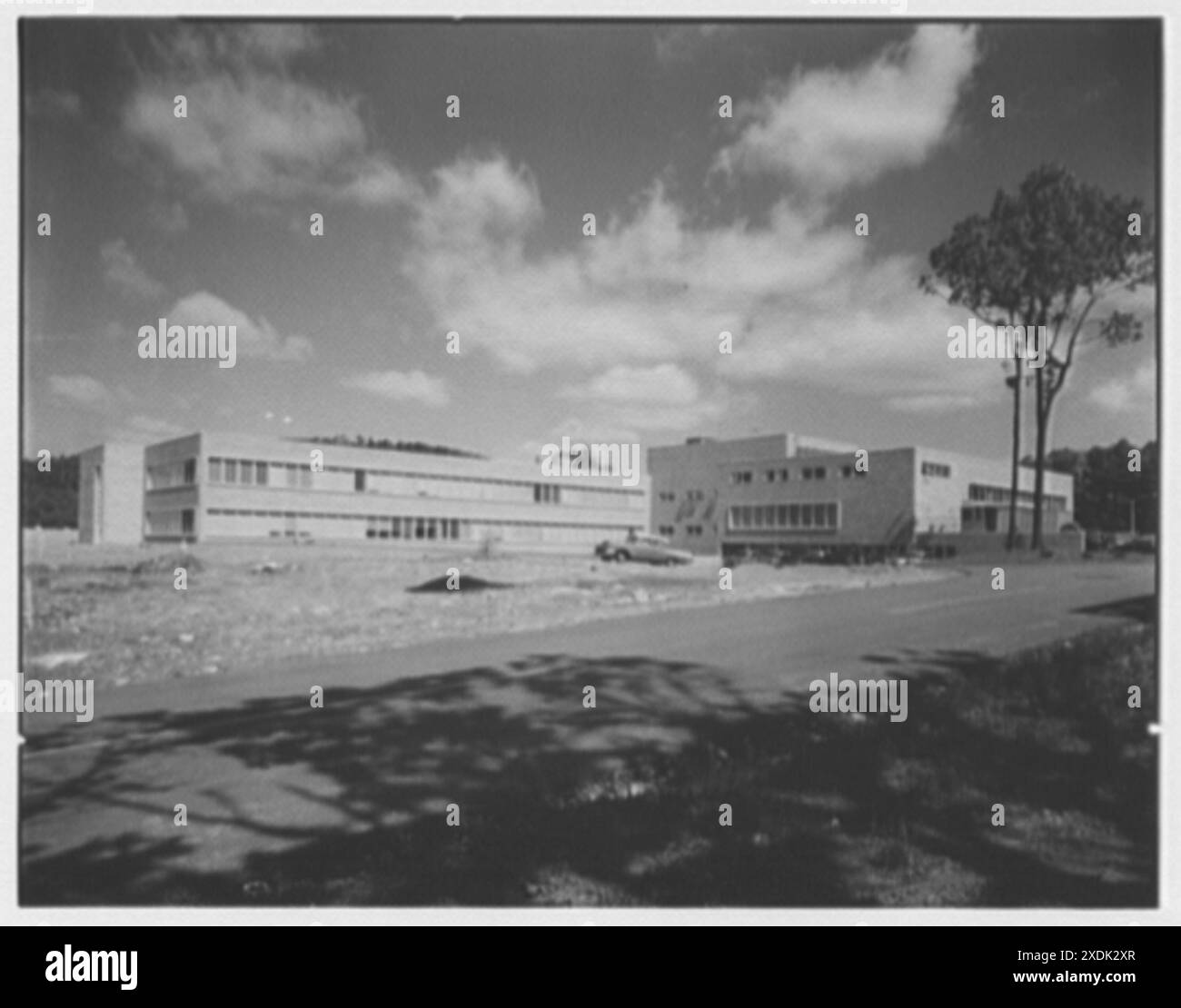 WarnerLambert, Morris Plains, New Jersey. General view. Gottscho