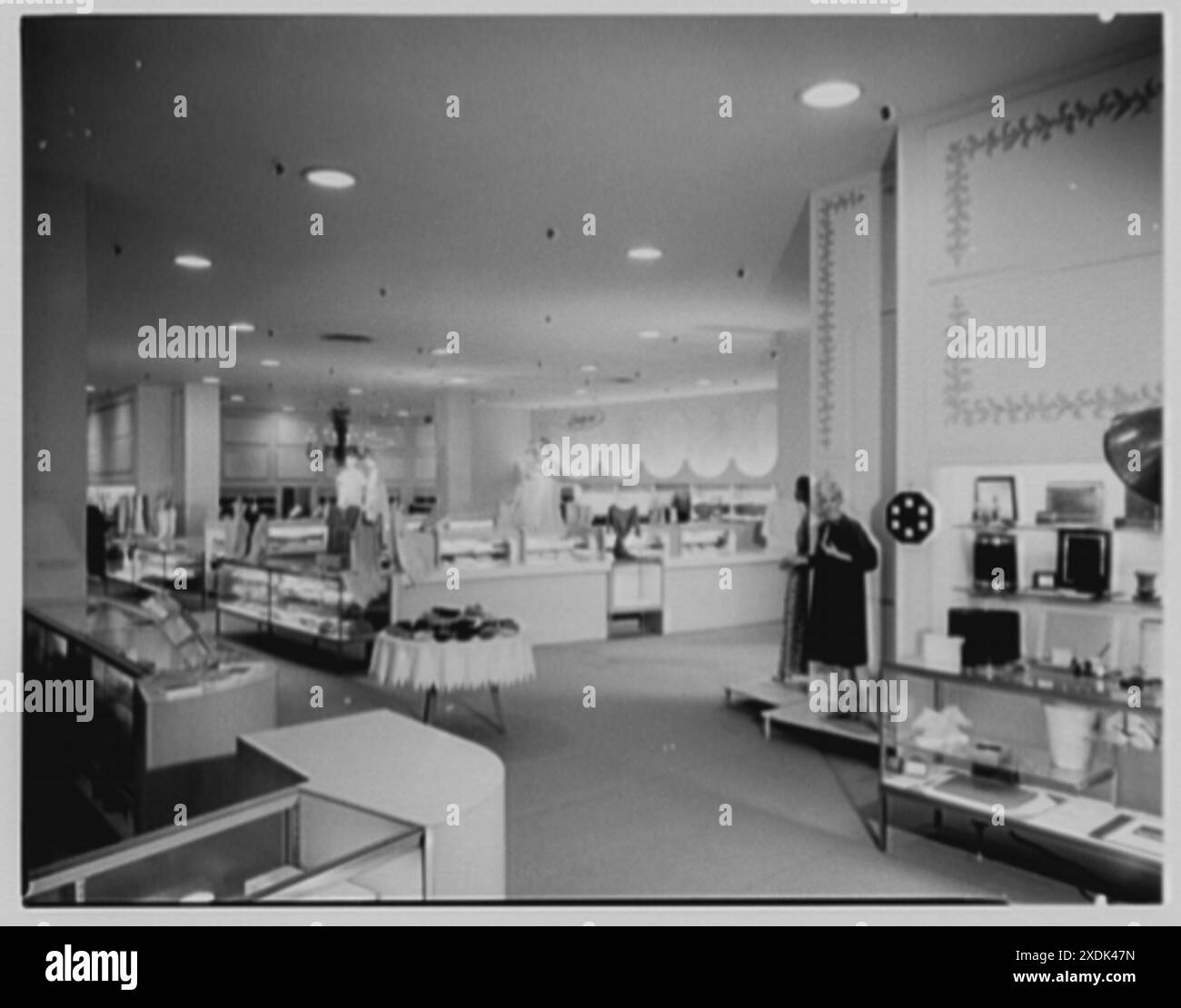 Lord & Taylor, business on White Plains Rd., Eastchester, New York