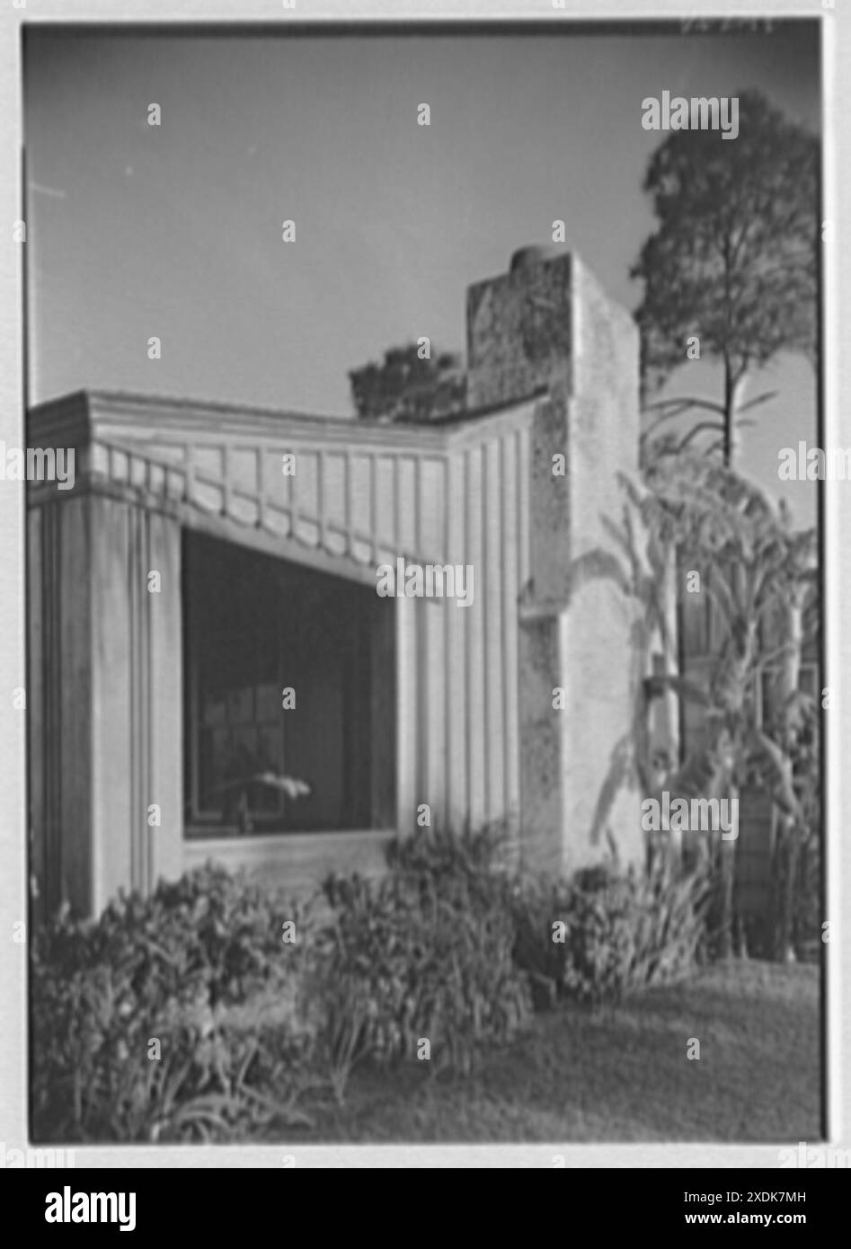 Hayes Thomas, residence on Sunset Rd., South Miami, Florida. Chimney detail. Gottscho-Schleisner Collection Stock Photo