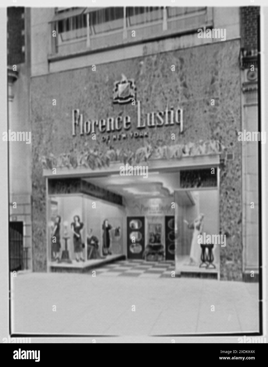 Florence Lustig, business at 54 E. 57th St., New York City. Exterior. Gottscho-Schleisner Collection Stock Photo