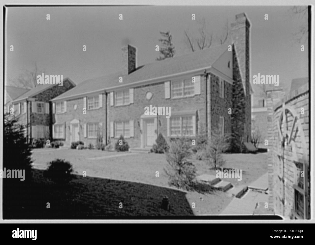 Manly Court, Summit, New Jersey. Duplex apartments to street. Gottscho