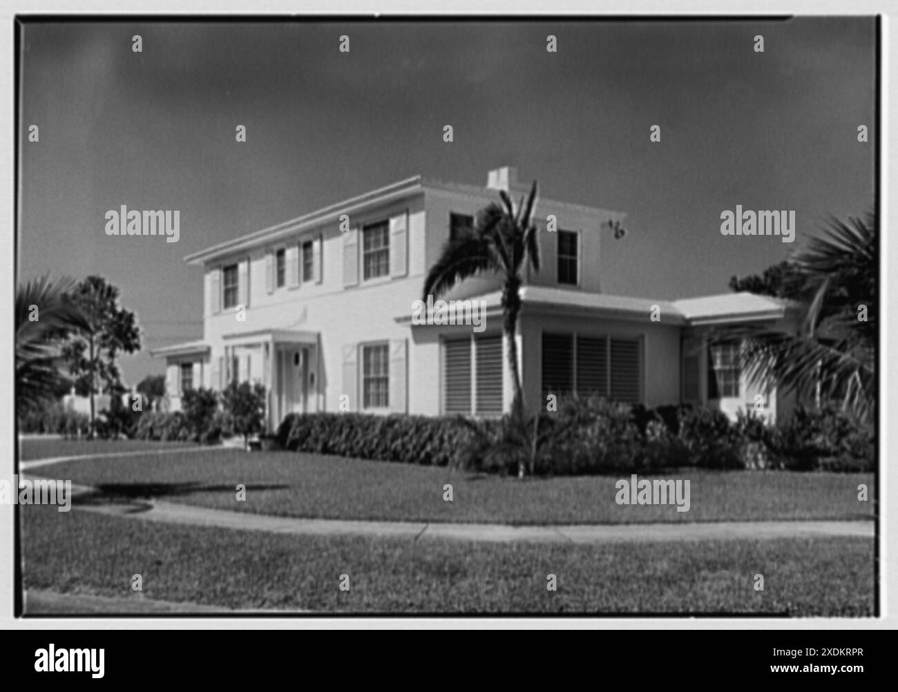 J.F. Bauder, residence at 1695 Tigertail Ave., Coconut Grove, Miami, Florida. Entrance facade. Gottscho-Schleisner Collection Stock Photo