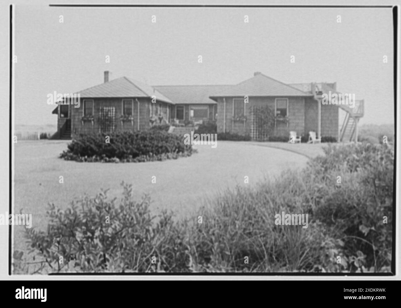 Hans Hinrichs, residence in Quogue, Long Island, New York. Entrance