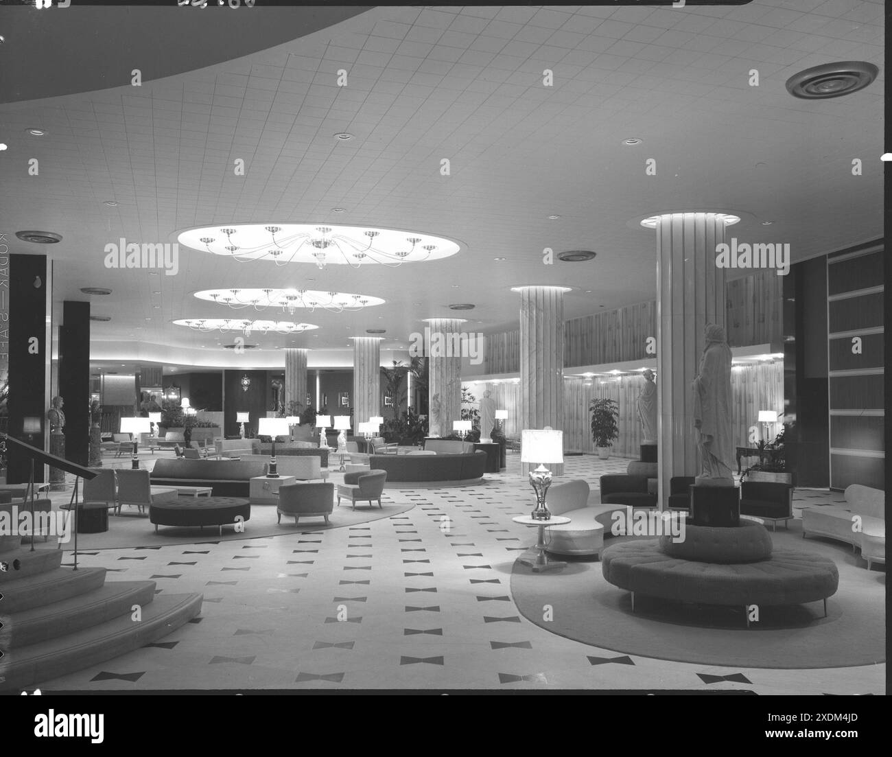 Lobby design of hotel lobby Black and White Stock Photos & Images - Alamy