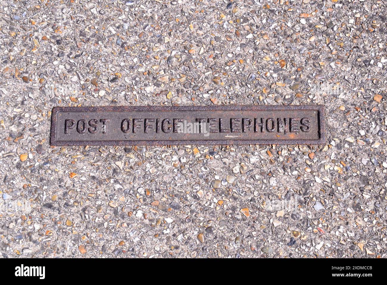 Gpo manhole covers hi-res stock photography and images - Alamy