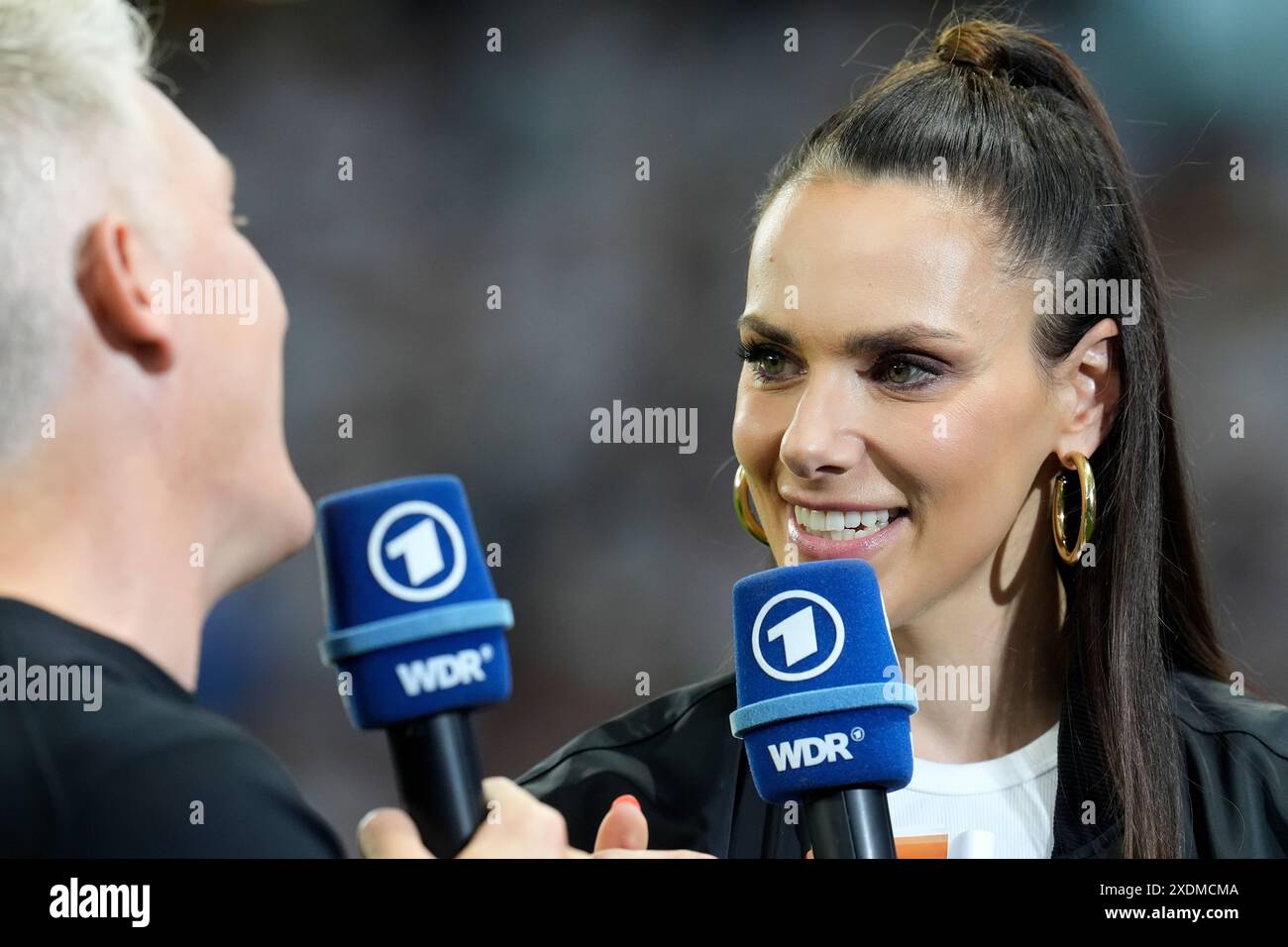 Ulli Potofski Was Esther Sedlaczek Jetzt Über Ihren Fernsehpapa Teilt Ist Unfassbar - vojdb43