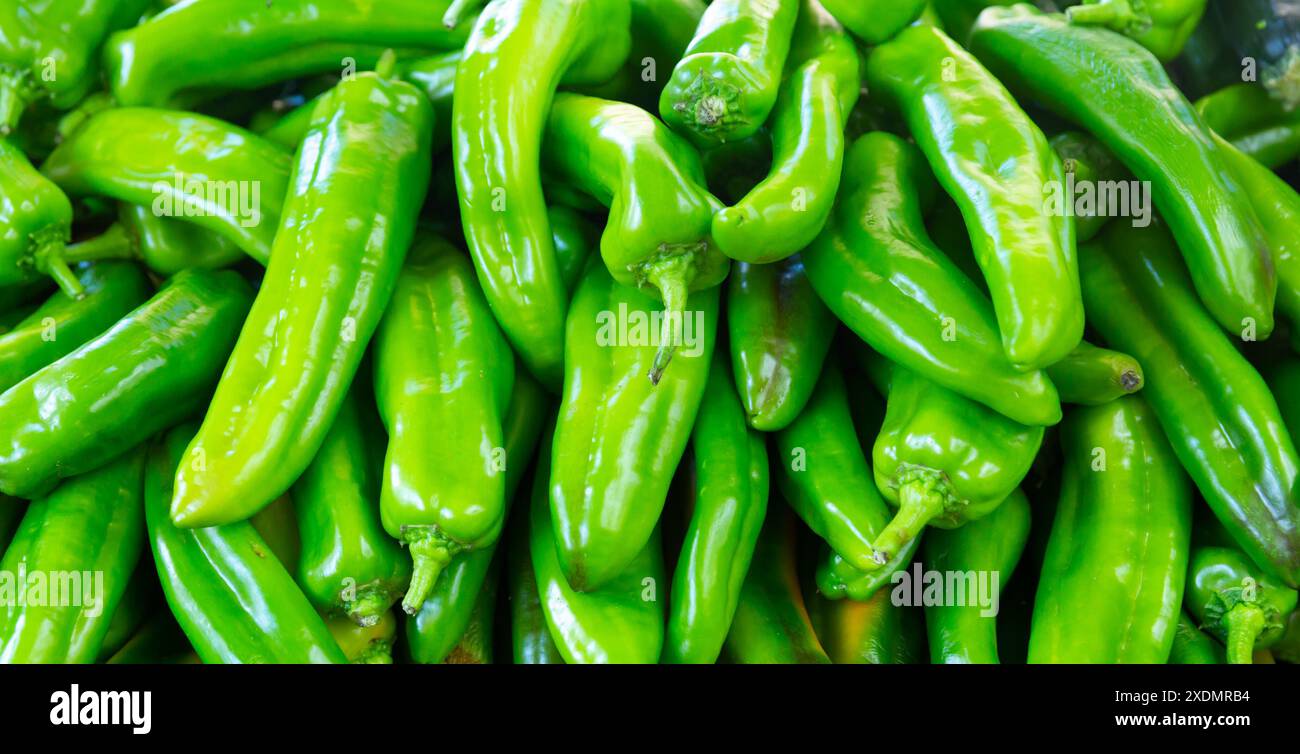 Screensaver with green hot chili pepper Stock Photo - Alamy