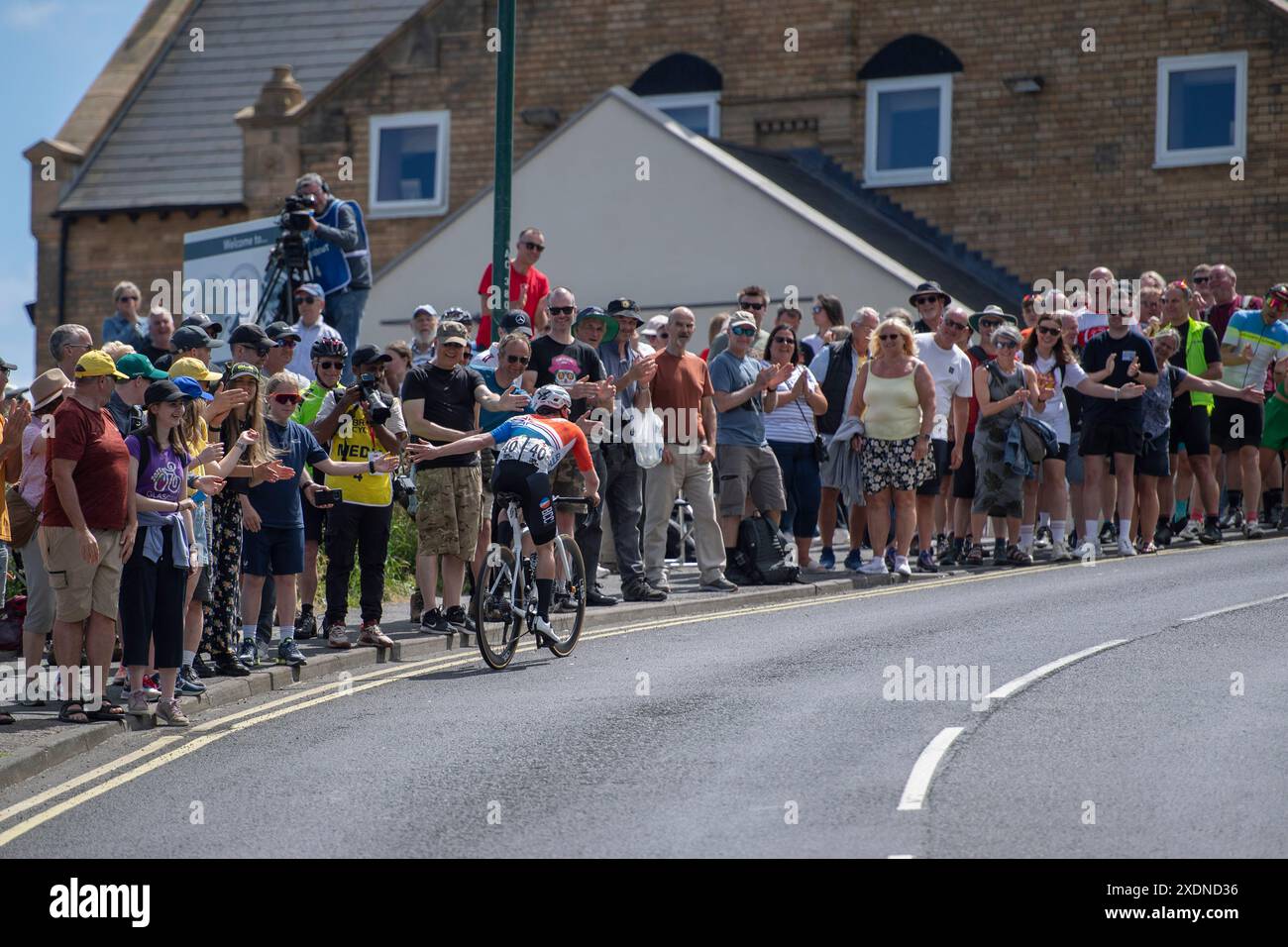 Benjamin Flatau from HUUB BCC Race Team offers his hand to spectators while riding up Saltburn bank during the British National Road Cycling Championships in Saltburn by the Sea, Cleveland, England on Sunday 23rd June 2024. (Pic: Trevor Wilkinson | MI News) Stock Photo