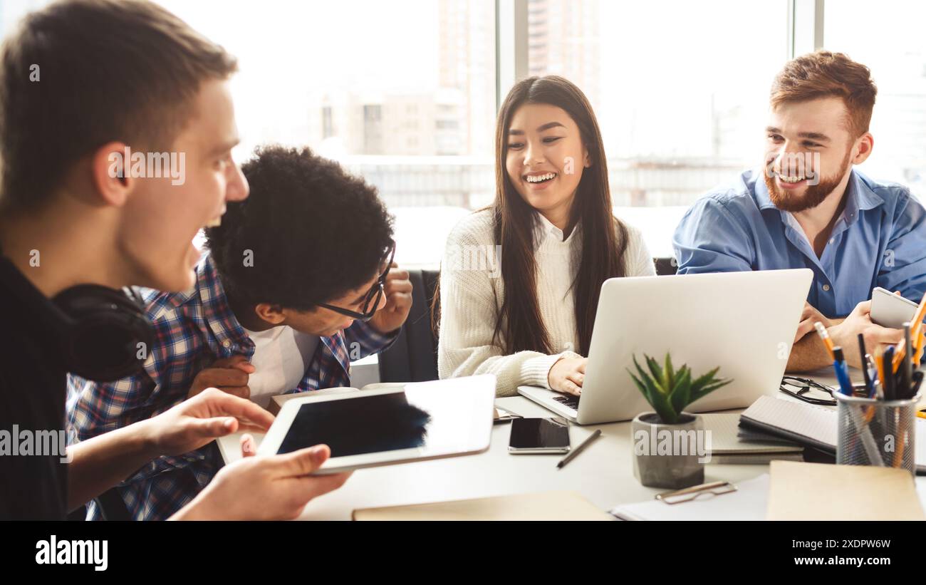 Students of diverse backgrounds hi-res stock photography and images - Alamy