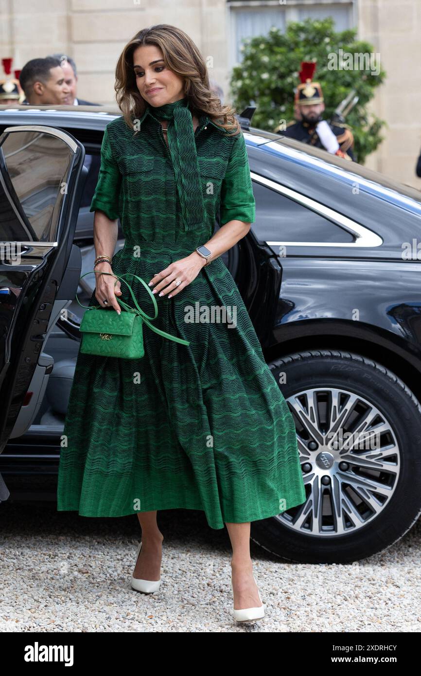 Paris, France. 24th June, 2024. Jordan's Queen Rania arrives for a meeting at the Elysee Presidential Paris, France. 24th June, 2024. Jordan's Queen Rania arrives for a meeting at the Elysee Presidential