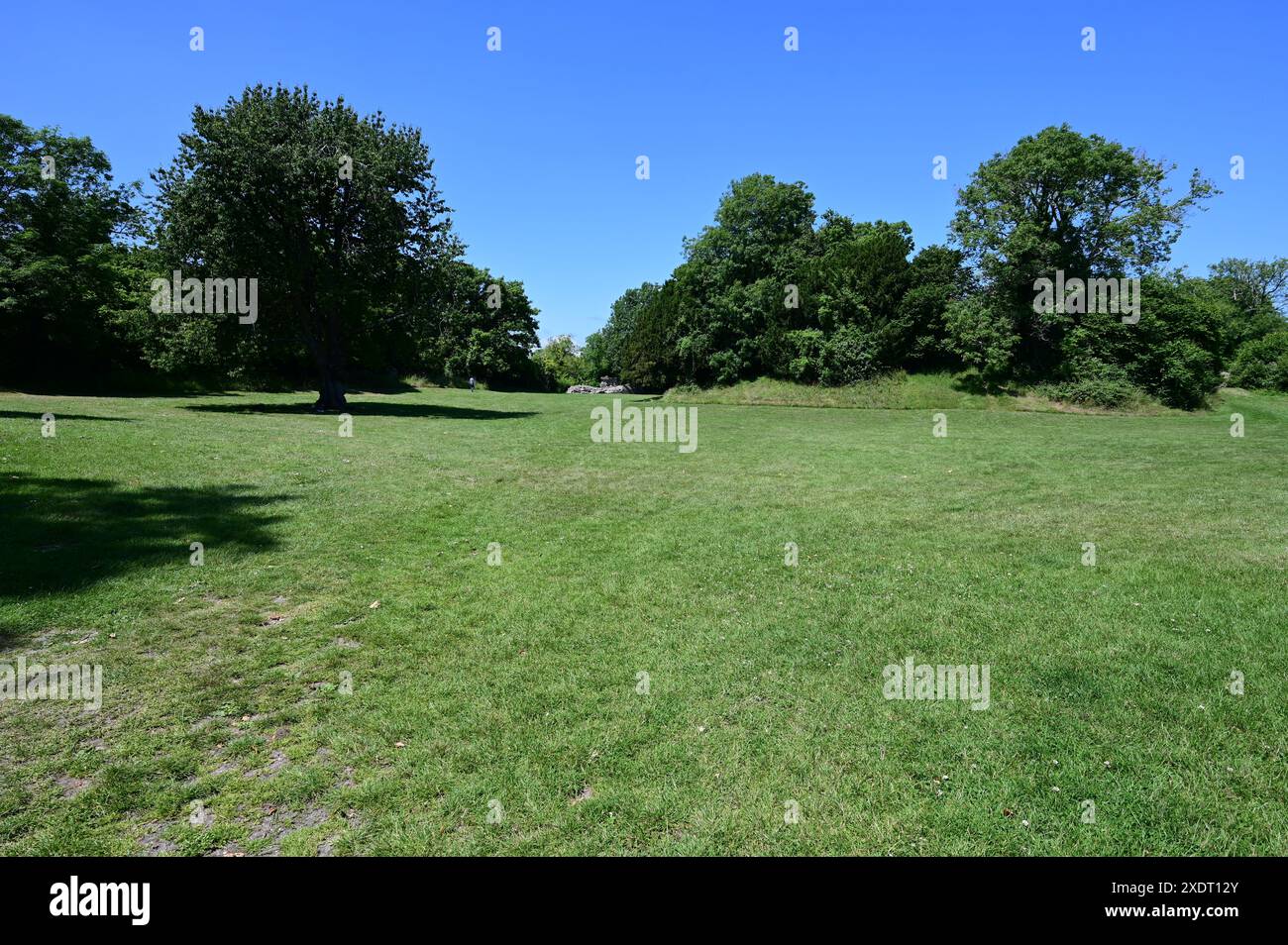 Steyning norman castle hi-res stock photography and images - Alamy