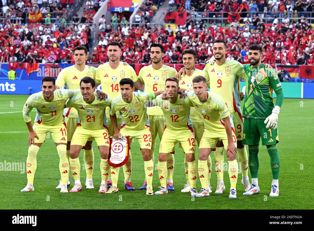 DUSSELDORF - Back row (l-r) Daniel Vivian of Spain, Aymeric Laporte of Spain, Mikel Merino of Spain, Martin Zubimendi of Spain, Joselu of Spain, Spain goalkeeper David Raya. Front row (l-r) Ferran Torres of Spain, Mikel Oyarzabal of Spain, Jesus Navas of Spain, Alejandro Grimaldo of Spain, Dani Olmo of Spain during the UEFA EURO 2024 group B match between Albania and Spain at the Dusseldorf Arena on June 24, 2024 in Dusseldorf, Germany. ANP | Hollandse Hoogte | Gerrit van Keulen Stock Photo