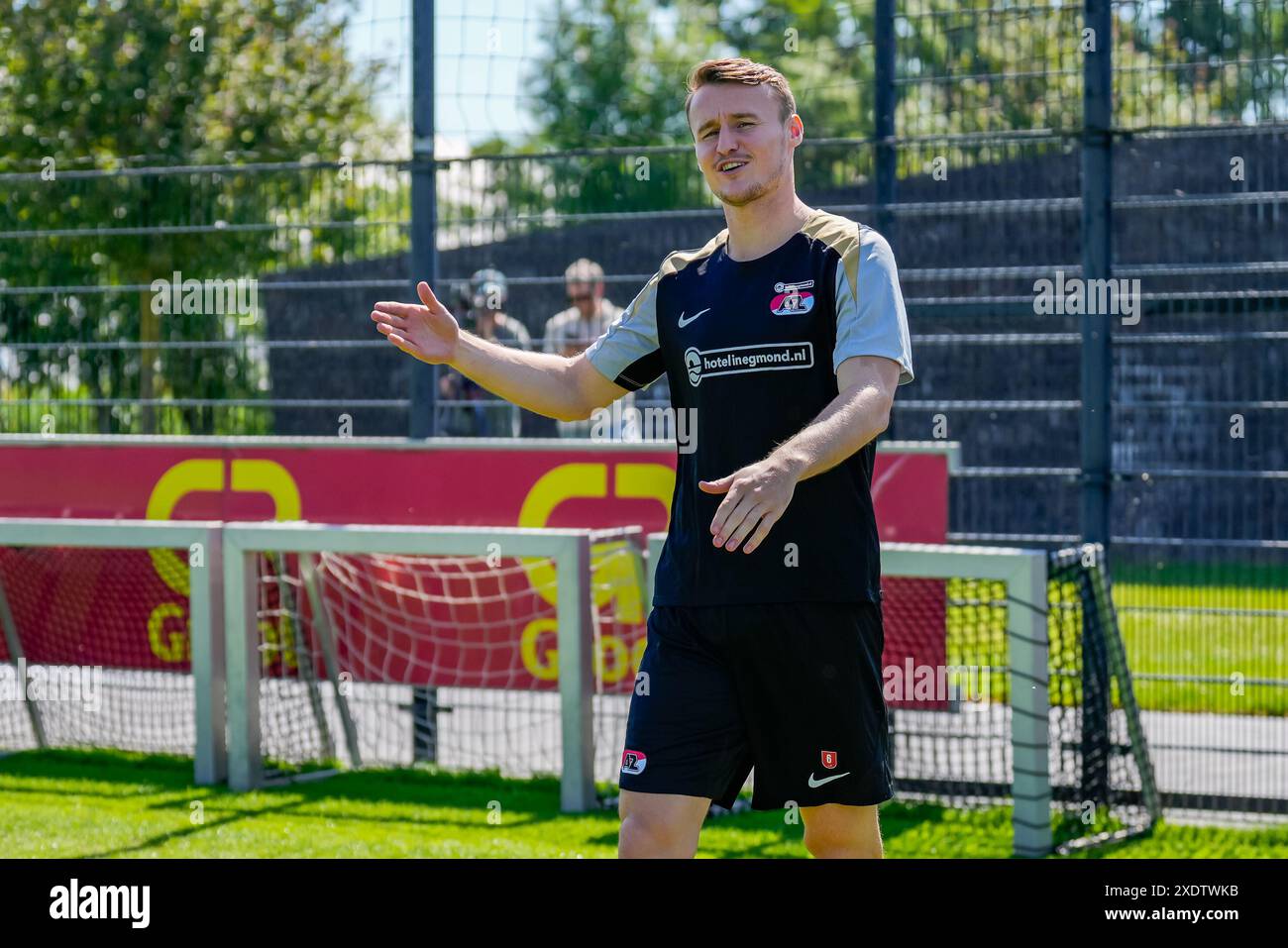 WIJDEWORMER, NETHERLANDS - JUNE 24: Peer Koopmeiners of AZ during a training of AZ at AFAS Trainings Complex on June 24, 2024 in Wijdewormer, Netherlands. (Photo by Ed van de Pol/Orange Pictures) Stock Photo