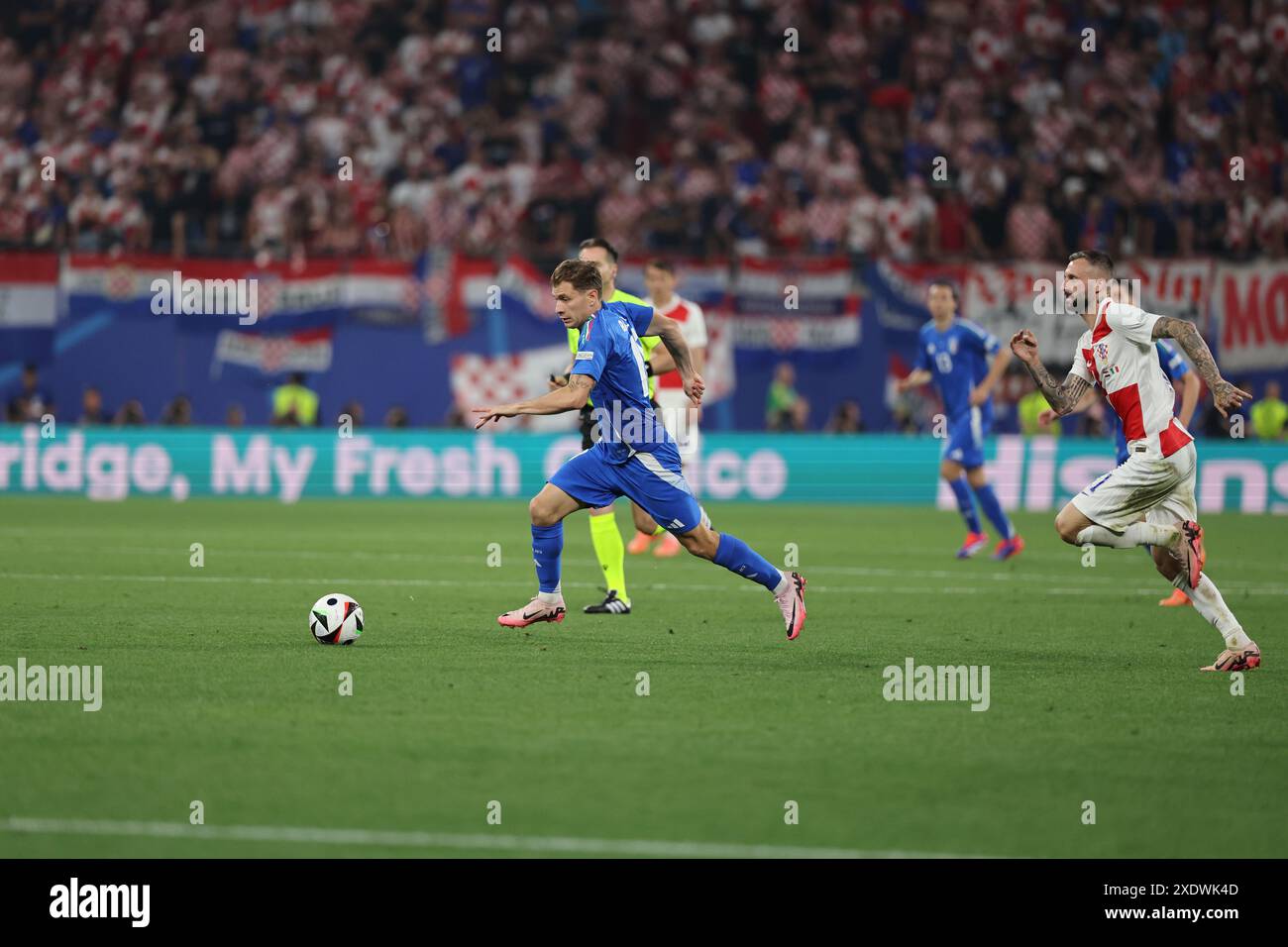 Live italia 2024 hires stock photography and images Alamy