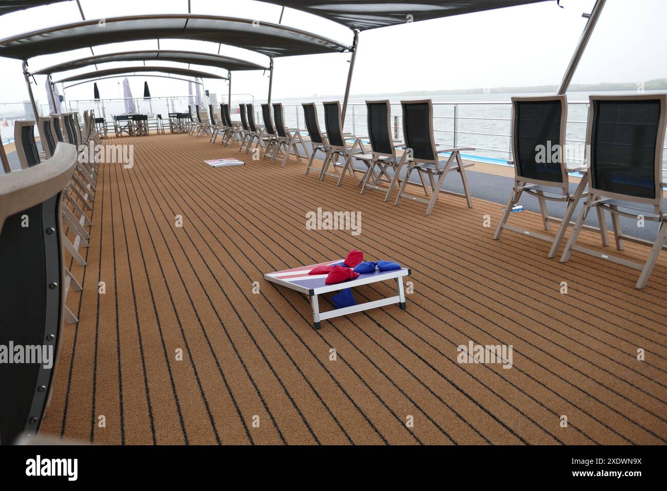Deck games on cruise ship hi-res stock photography and images - Alamy