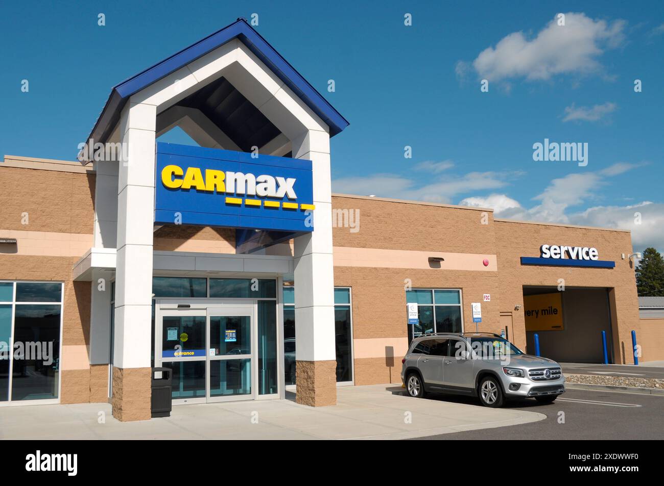 Carmax hires stock photography and images Alamy