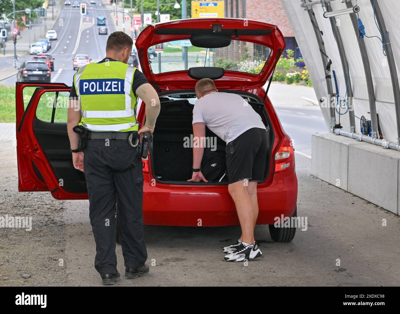 Police checks hi-res stock photography and images - Alamy