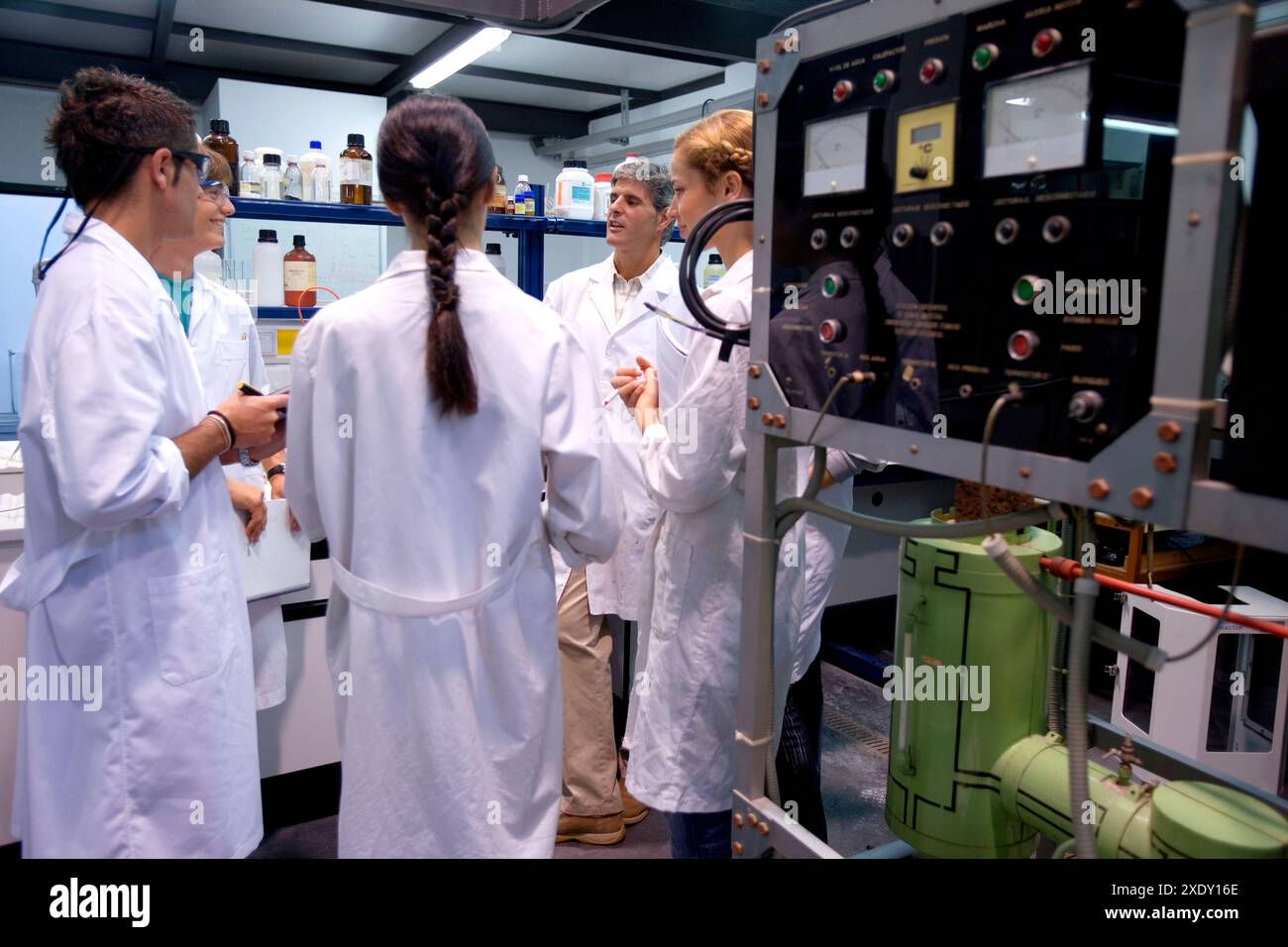 Escuela industrial hi-res stock photography and images - Alamy
